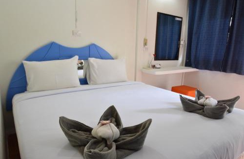Koh Tao Resort | Enjoy Oceanfront Relaxation at Simple Life Cliff View Resort