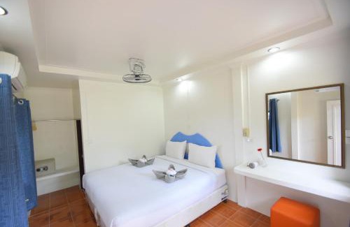 Koh Tao Resort | Enjoy Oceanfront Relaxation at Simple Life Cliff View Resort