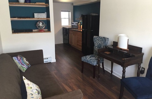 Lancaster Apartment | Tranquil Modern City Retreat with Kitchen | Guest Rated 9.8