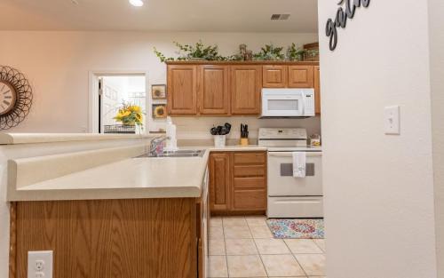 Branson West Apartment | Perfect Family Apartments in Branson West, MO with Pool