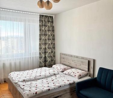Zapad Apartment | SimpleStay with parking