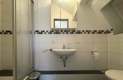 Karlsruhe City Centre Apartment | Modern Simplex Apartments am Ludwigsplatz with Great Amenities