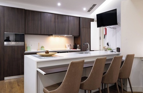 Figueira da Foz Apartment | Tranquil One-Bedroom Apartment with Spa & Breakfast