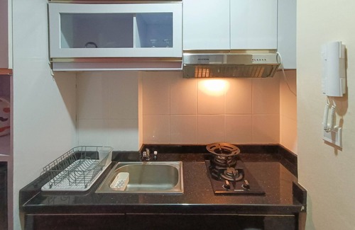 Panakkukang Apartment | Budget-Friendly 1Br Apartment with Kitchen in Makassar