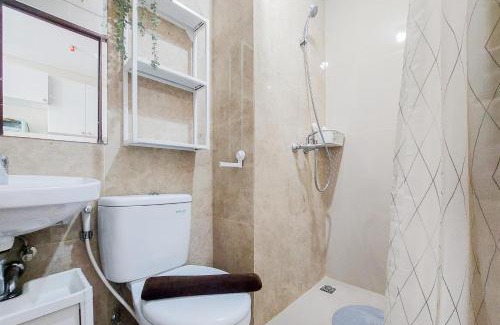 Ciputat Apartment | Cozy Living Studio at Transpark Bintaro: Your Perfect Retreat