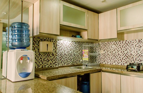 Panunggangan Utara Apartment | Cozy 2BR Pool View Apartment at Great Western Retreat