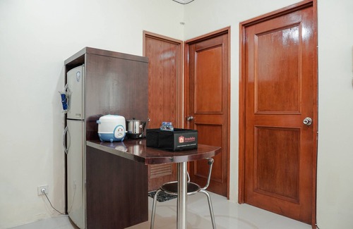 Chinatown Apartment | Budget-Friendly 2BR Gajah Mada Mediterania Apartment with Pool