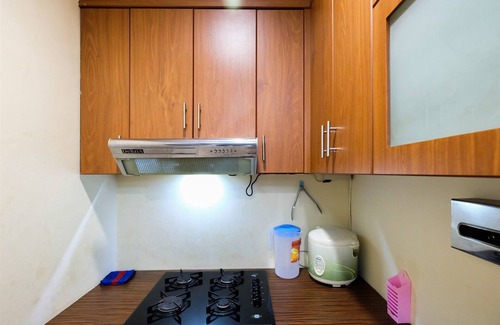 Kelapa Gading Barat Apartment | Spacious Studio Room at City Home Apartment with Pool
