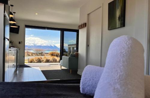 Lake Tekapo Apartment | Impressive Studio 1 - Guest Rated 9.5/10 at Four Stars