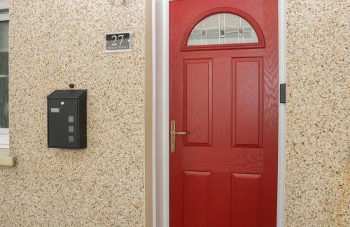 Castle Douglas Apartment | Budget-Friendly Simply Suite: Guest Rated 9.8, Pet Friendly