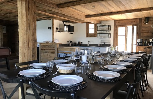 Villard-Reculas Ski Chalet | Experience Relaxation at Chalet Grand Standing with Sauna