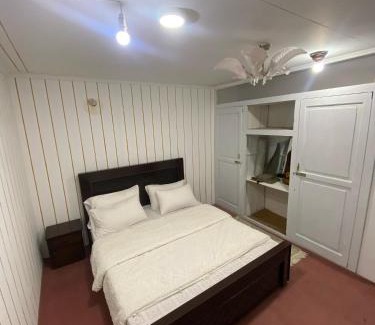 Skardu House | Singay Homestay: Guest Rated 10/10 with Pet-Friendly Amenities