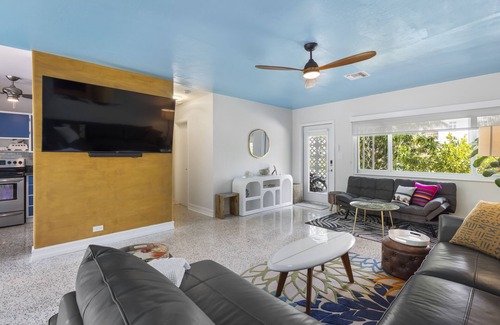 Palm Beach Shores House | Pet-Friendly Singer Island Retreat with Ocean View & Spa