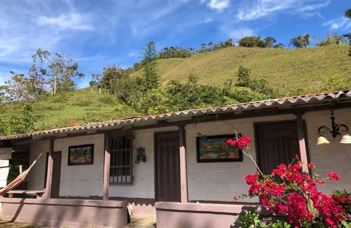 Antioquia Other | Single beds in farmhouse near San Lorenzo damming