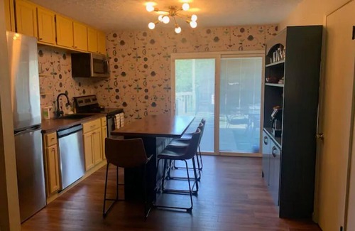 Bridgetown House | Idyllic Family Retreat in Bridgetown with Child-Friendly Yard