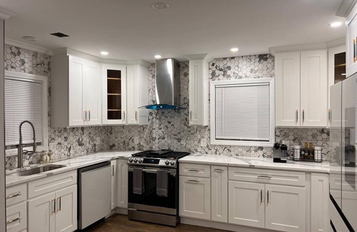 Highland Park House | Family-Friendly 3 Bedroom Retreat Near Downtown & Hospitals