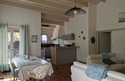 La Palmyre House | Indulge in Oceanfront Bliss at Individual House Palmyre