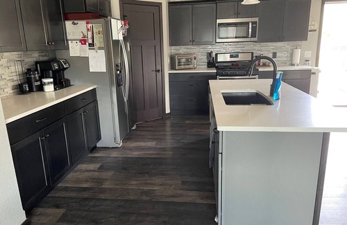 Rapid Valley House | Pet-Friendly Retreat with Easy Access to Black Hills Attractions