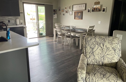 Rapid Valley House | Pet-Friendly Retreat with Easy Access to Black Hills Attractions