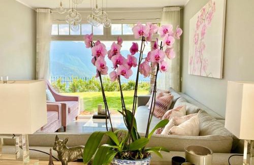 Carona House | Scenic Lake View Family House in Carona – Pet Friendly!