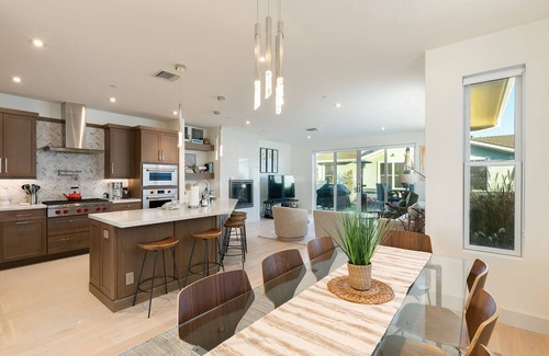 Old Town House | Modern Oceanfront Retreat with Spa & Spectacular Views