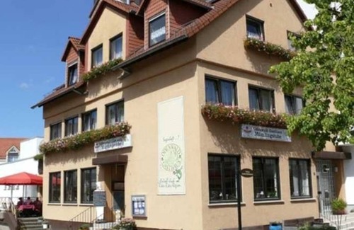 Erbach Cottage | Comfortable Single Room at Odenwald-Gasthaus Mümlingstube