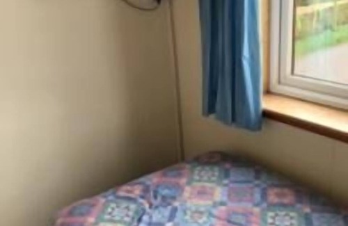 Mauchline Other | Guest Rated 10/10: Cozy Single Room at Dykefield Farm B&B