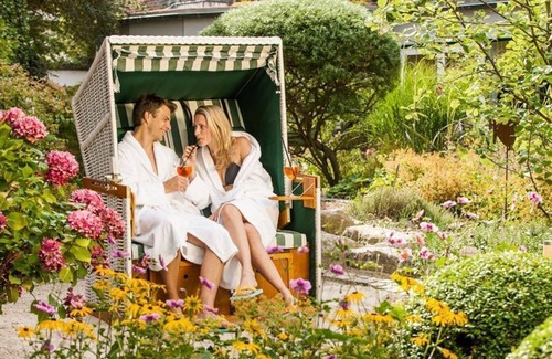 Hasseldieksdamm House | Comfortable Single Room with Spa Amenities - Hotel Birke