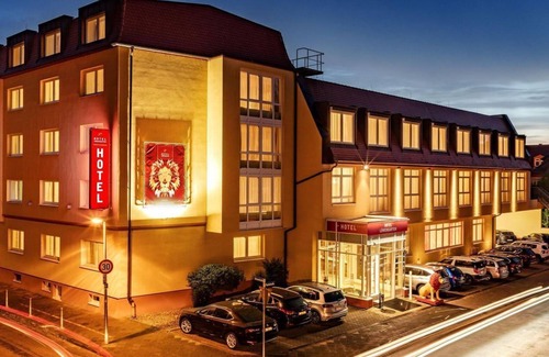 Speyer House | Comfortable Single Room with Accessible Amenities - Hotel Löwengarten