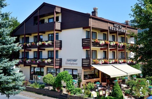 Soell Cottage | Comfortable Single Room with Shower at Christophorus Hotel
