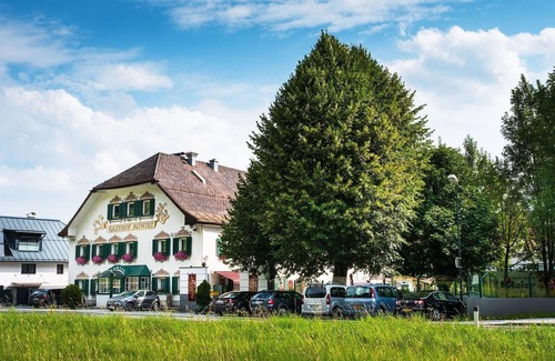 Hallein Apartment | Cozy Single Room with Breakfast - Hotel Apartment Camping Das Au-Gut