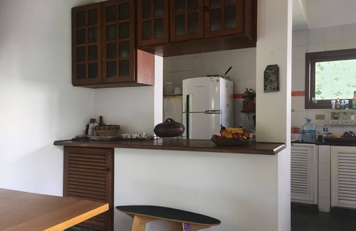 Juquehy House | Relaxing Getaway: 4-Bedroom House with Pool & Garden