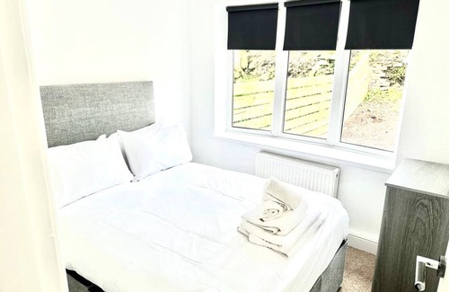 Longridge Cottage | Cozy Cottage with Hot Tub and Scenic Ribble Valley Views