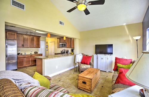 Flor-a-mar House | Pet-Friendly Oceanfront Home with Hot Tub Retreat