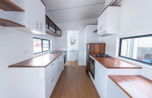 Matraville House | Cozy Tiny Home at Tatler Wines - Perfect for Families