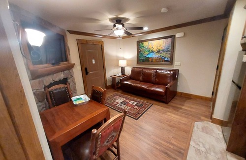 Gatlinburg Resort | Cozy Mountain Cabin Resort Experience for Families