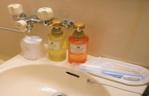 Anan Hotel | Cozy Single Room with Kitchen & Breakfast at Anan Tokushima
