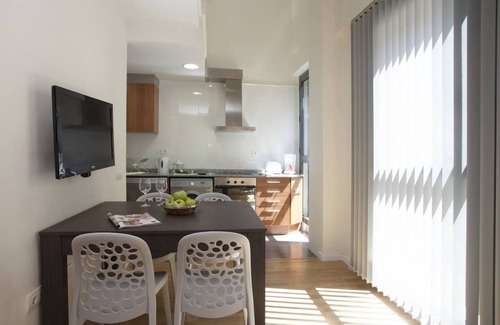 La Xerea Apartment | Experience Comfort at SingularStays Comedias III Hotel