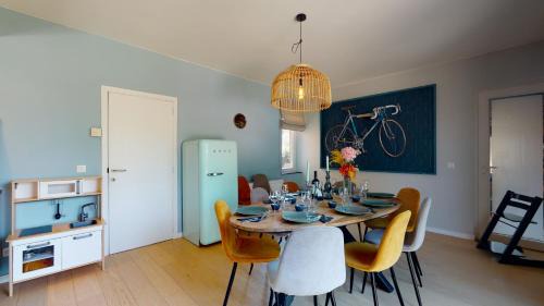 Voeren House | Unwind at SINTPIETER18: Oceanfront Retreat with Spa