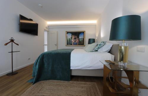 Almargem House | Explore Sintra Rural Home - Cerrado da Serra with Pool & Breakfast