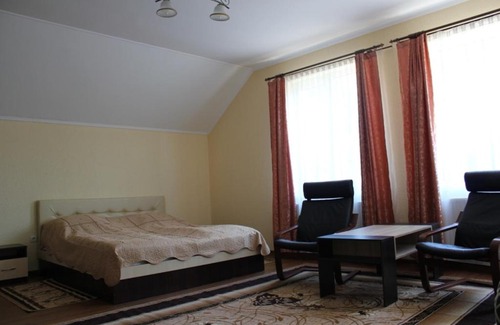 Transcarpathia Hotel | Family-Friendly Sinyak Vilux with Pool & 9/10 Guest Rating