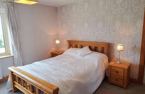 Spiddal House | Sioscadh na Mara