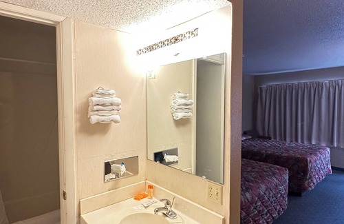 Murdo Hotel | Discover Sioux Motel: Family-Friendly with Restaurant & Breakfast