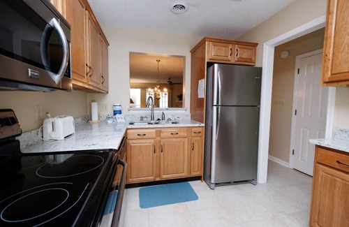 Pawleys Island Villa | Relax and Stargaze at Emerald Green 2BR Retreat