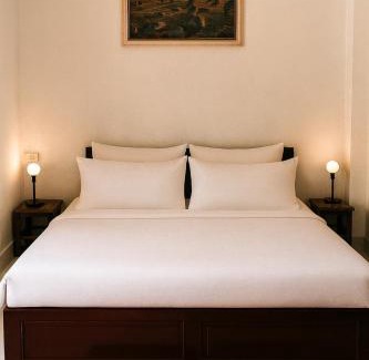 Phonsavan House | Family-Friendly Sipanya Guesthouse with Breakfast Included