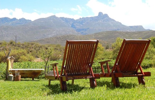 Ladismith House | Oceanfront Escape at Sipreslaan Selfsorg Gastehuis