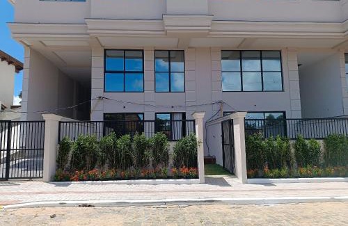 Canto Grande Apartment | Discover SIR 102: Family-Friendly Duplex in Canto Grande