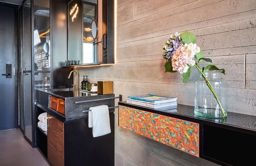 Amsterdam North Hotel | Experience Sir Adam Hotel: Eco-Friendly with a Spa & Pool