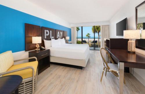 St. Pete Beach Resort | Experience Relaxation at Sirata Beach Resort with Ocean Views