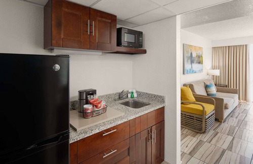 St. Pete Beach Resort | Welcoming Sirata Beach Resort: Pool, Spa & Family Amenities